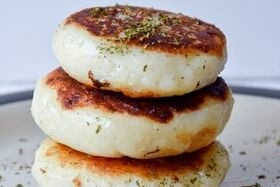 Cheesy Potato Cakes