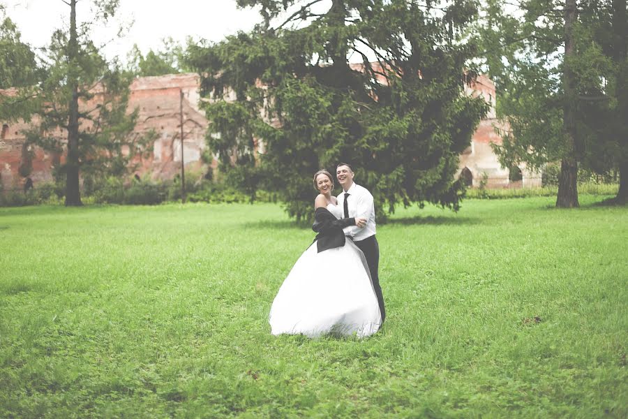 Fotógrafo de casamento Anton Steblovskiy (wedpeople2). Foto de 27 de junho 2016