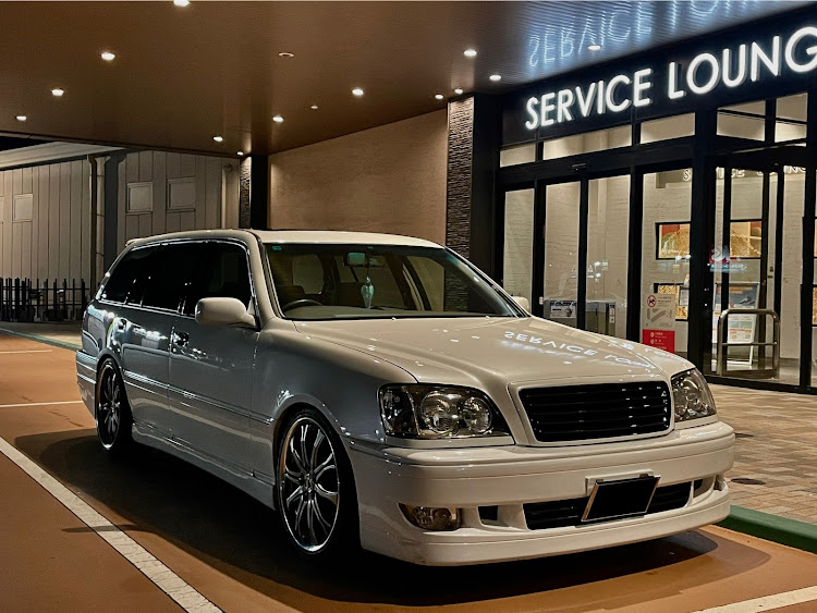 クラウンエステートのトヨタ・クラウンエステート・JZS171W・1JZ-GTE・17クラウンに関するカスタム事例の投稿画像1枚目