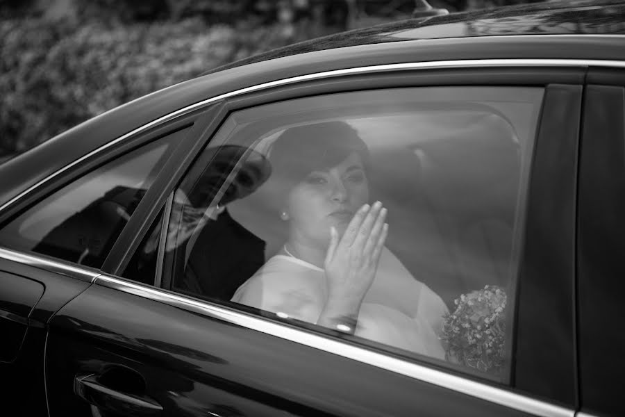 Fotografo di matrimoni Matteo Rapisarda (istantaneastudio). Foto del 10 febbraio 2020