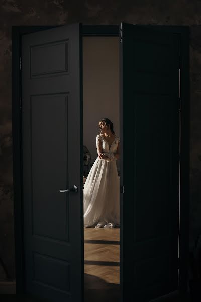 Wedding photographer Elena Abdrakhmanova (lenmontov). Photo of 6 June 2019