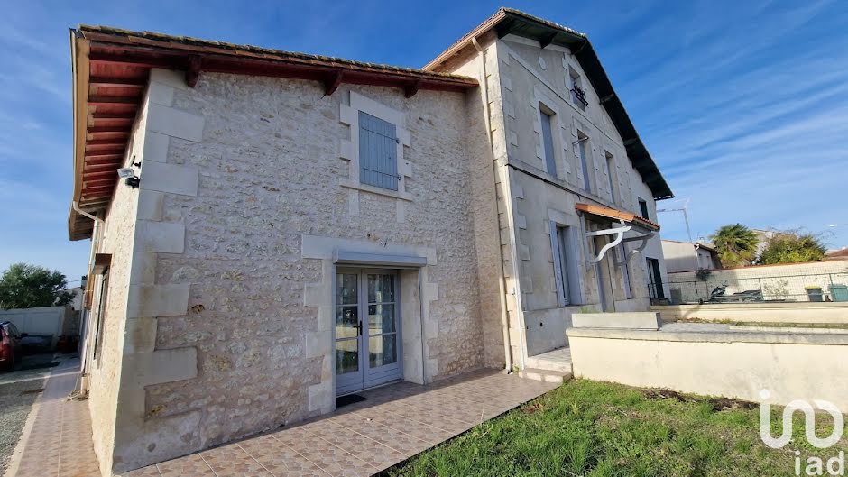 Vente maison 8 pièces 235 m² à Saint-Sulpice-de-Royan (17200), 496 800 €