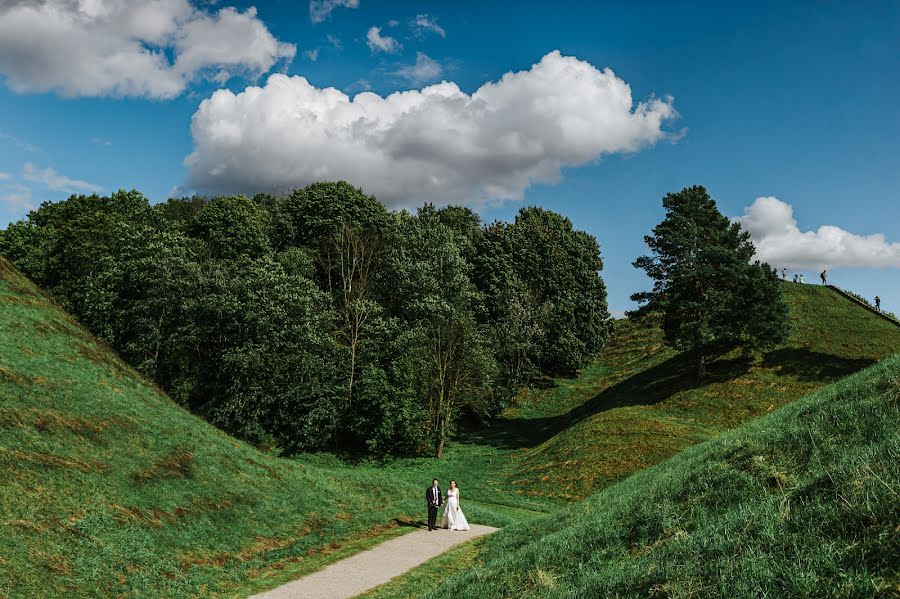 Svadobný fotograf Egle Sabaliauskaite (vzx-photography). Fotografia publikovaná 23. augusta 2021