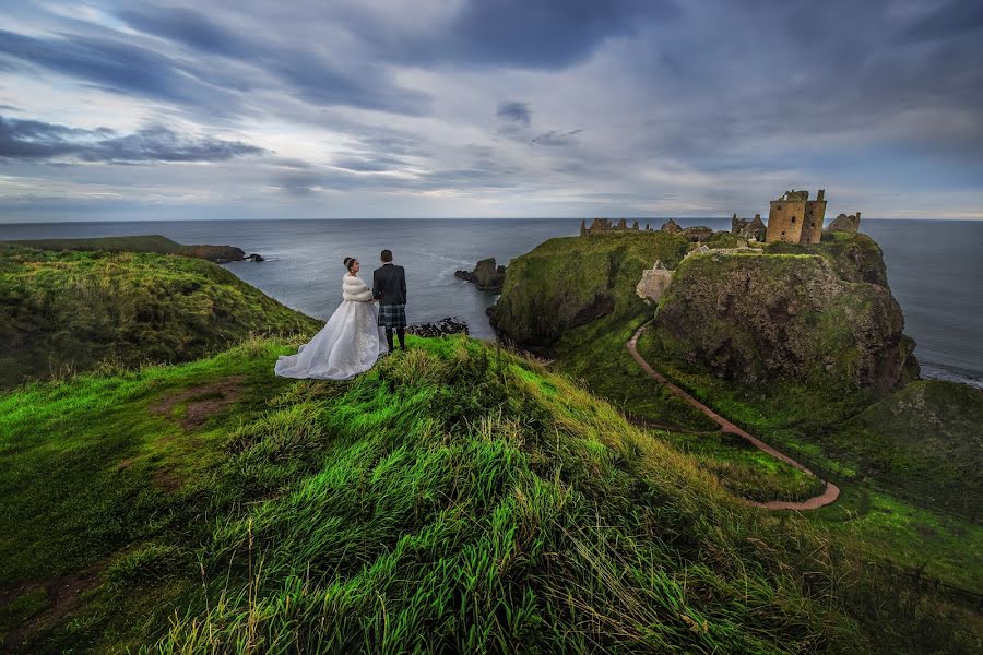 Fotógrafo de casamento Dmytro Sobokar (sobokar). Foto de 14 de julho 2018