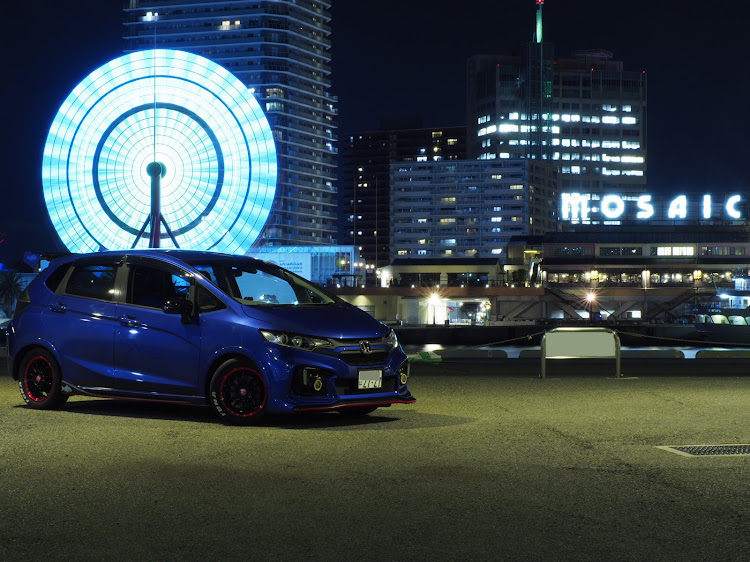 フィットの愛車撮影・神戸夜景・夜景と愛車・ポートタワー・神戸最強に関するカスタム事例の投稿画像2枚目
