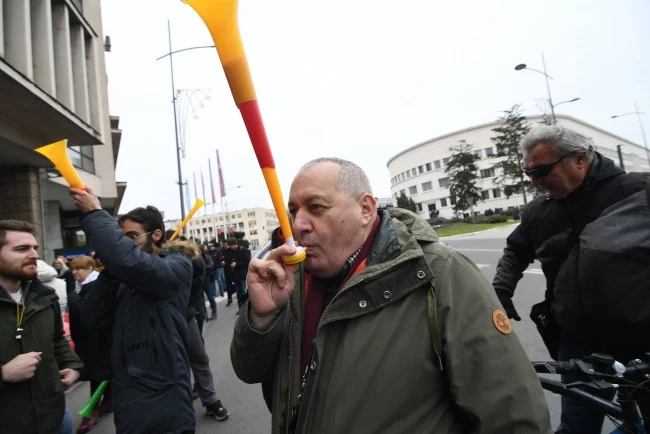 Milivojević (DS): Političari moraju da budu spremni da snose rizike bavljenja politikom u Srbiji