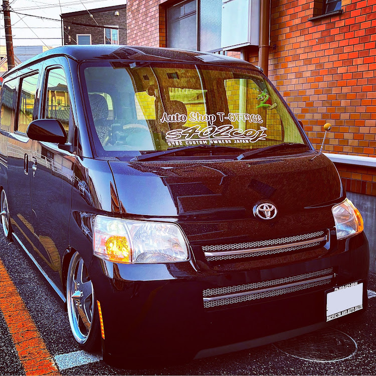 タウンエースバンの作業車・カスタムcar・エアサス・オールペン・WBC優勝おめでとうに関するカスタム事例の投稿画像1枚目