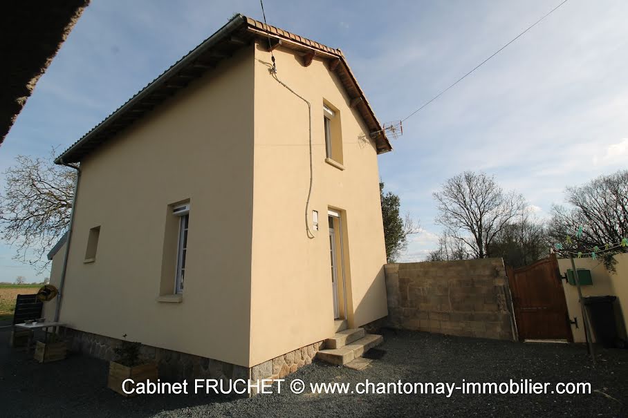 Vente maison 3 pièces 53 m² à Chantonnay (85110), 117 700 €