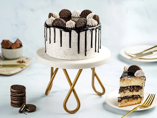 Oreo Truffle Cake