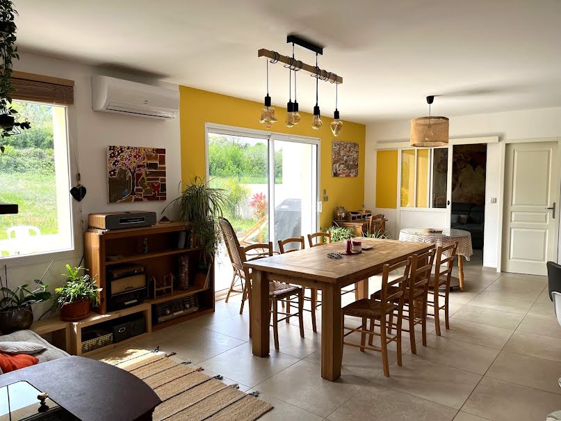 Vente villa 5 pièces 137 m² à Malemort-du-Comtat (84570), 384 000 €