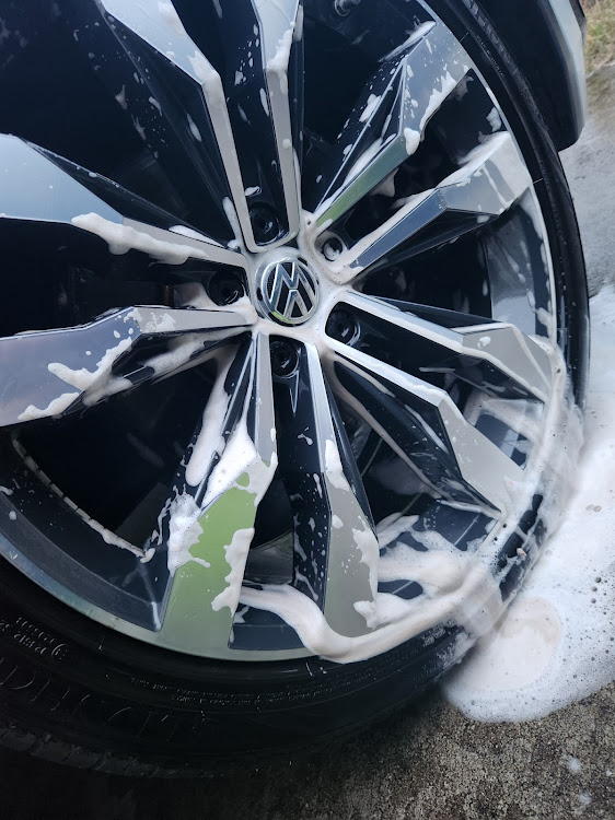 ティグアンのドライブ・洗車アイテム・白ボディ・audi s5 sportsbackに関するカスタム事例の投稿画像5枚目
