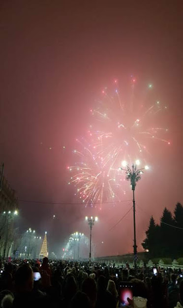 60,000 PEOPLE CAME TO CELEBRATE NEW YEARS EVE IN BUCHAREST CENTER