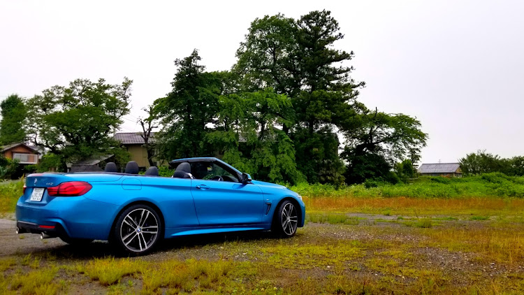 4シリーズ カブリオレの今年も鮎料理がはじまりました・梅雨空ドライブ・F34・440i cabriolet mスポーツに関するカスタム事例の投稿画像6枚目