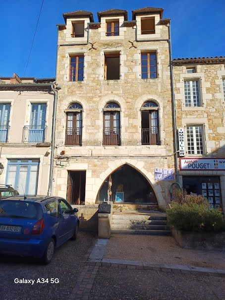 Vente maison  240 m² à Puy-l'Evêque (46700), 181 000 €