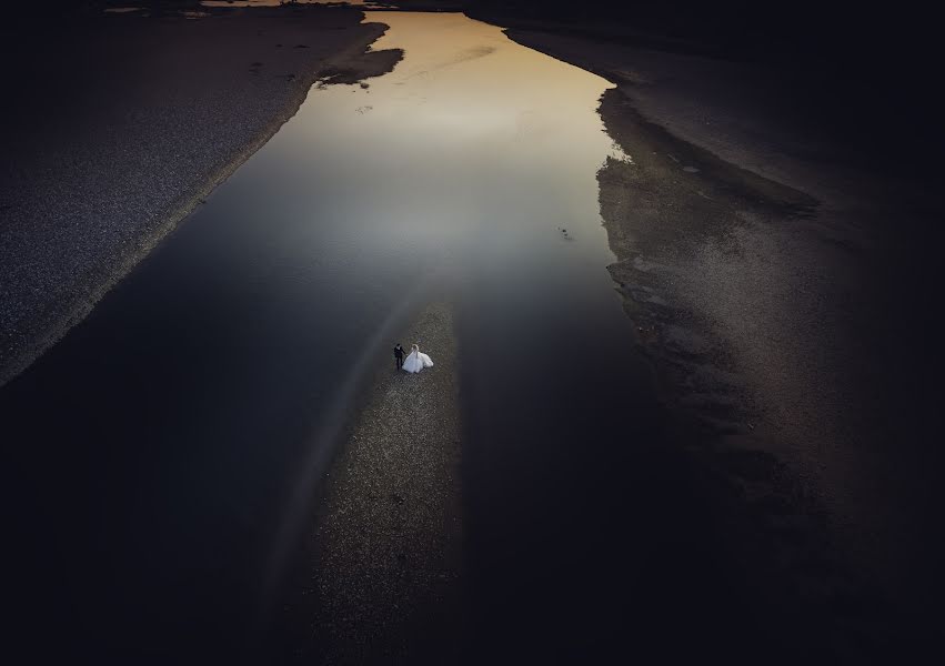 Pulmafotograaf Adriatik Berdaku (adriatikberdaku). Foto tehtud 13 oktoober 2017