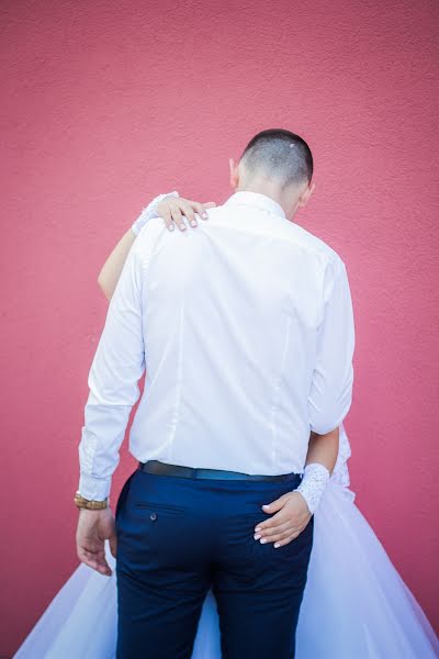 Fotógrafo de casamento Yula Gurzhos (julaphoto). Foto de 6 de março 2017