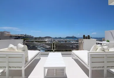 Appartement avec terrasse et piscine 10