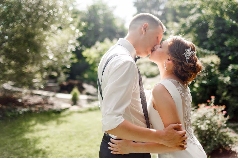 Wedding photographer Aleksandr Burlakov (alexbu). Photo of 15 May 2020