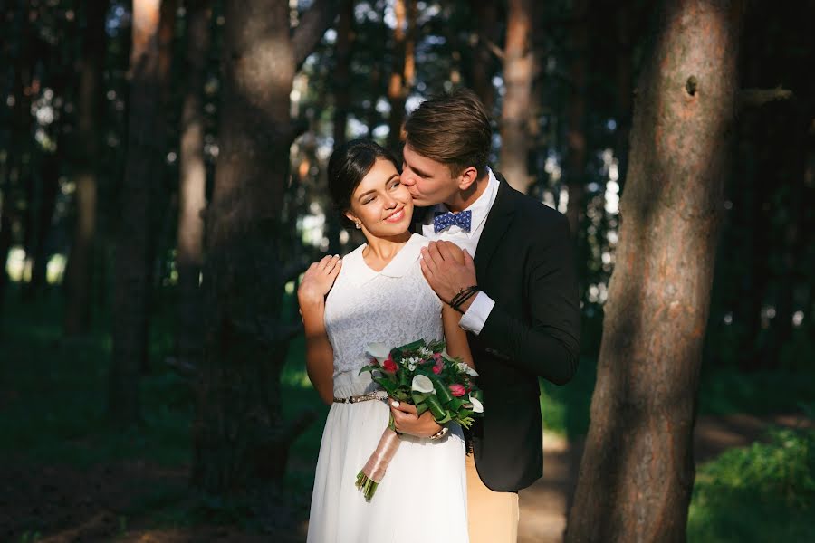 Fotógrafo de bodas Oleg Saliy (elifestudios). Foto del 27 de noviembre 2017