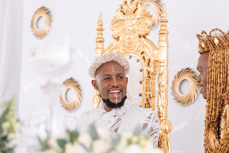 A closer look at the crown-like headpieces Mohale Motaung and Somizi Mhlongo wore on their traditional wedding day.