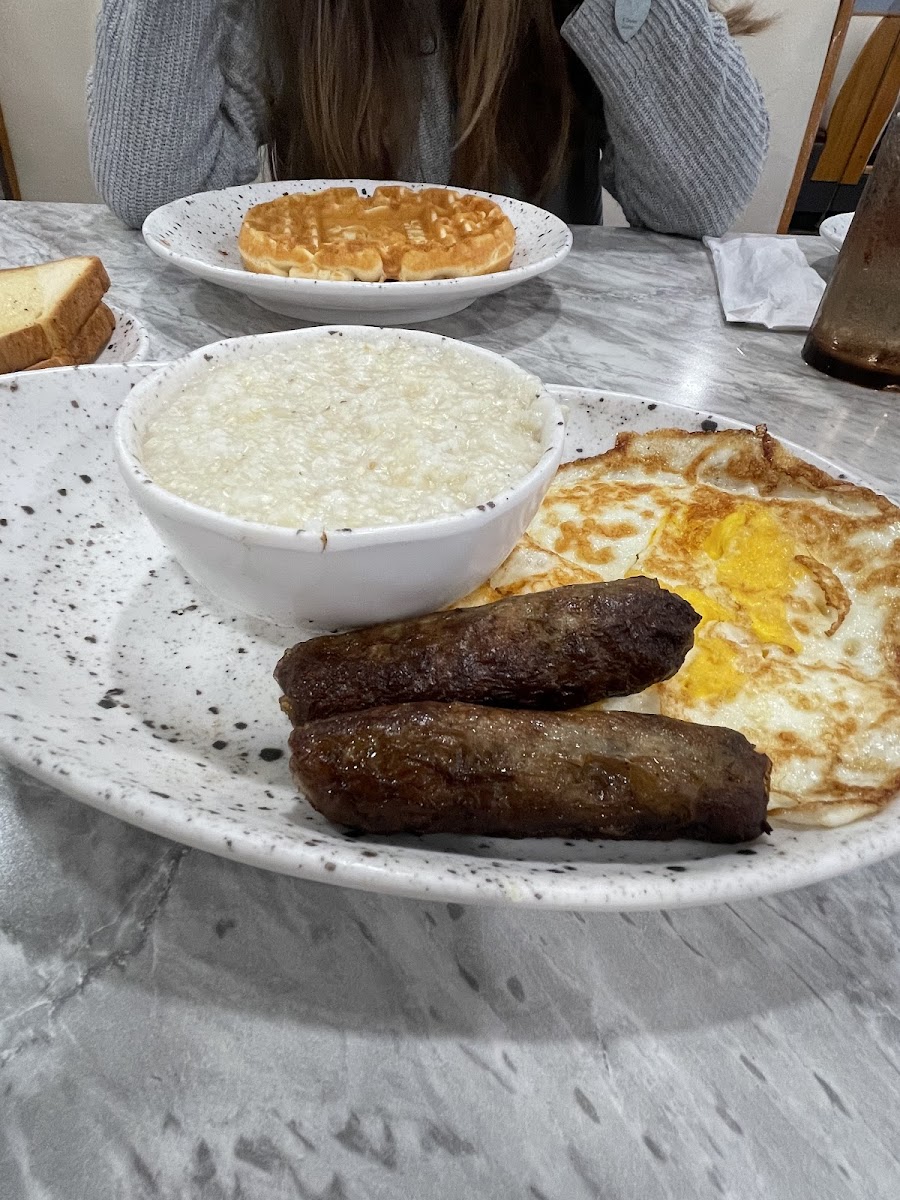 Sausage, eggs, and grits