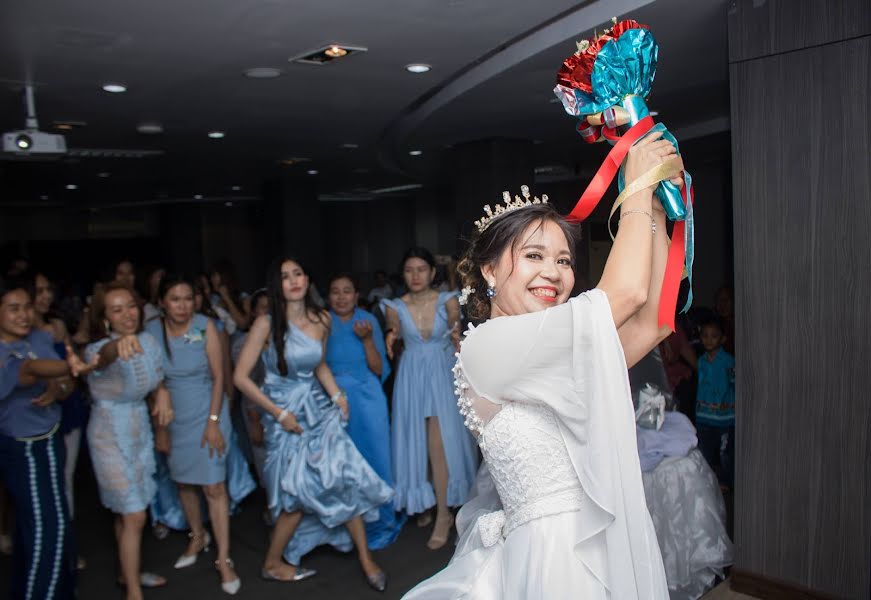 Fotógrafo de bodas Pantakarn Sae-Urng (dreamshotsss). Foto del 8 de septiembre 2020