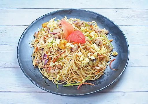 Tibetan Mixed Hakka Noodles [750 Ml]