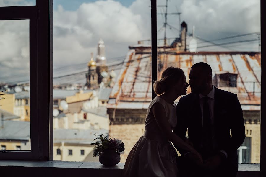 Wedding photographer Elena Uspenskaya (wwoostudio). Photo of 8 May 2018