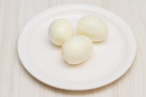 Boiled Eggs (3 Eggs)