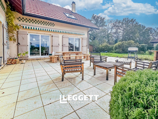 Maison avec jardin et terrasse 3
