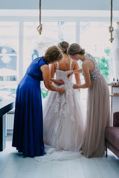 Fotógrafo de casamento Vladi Kovalciuk (thecakecutters). Foto de 5 de agosto 2019