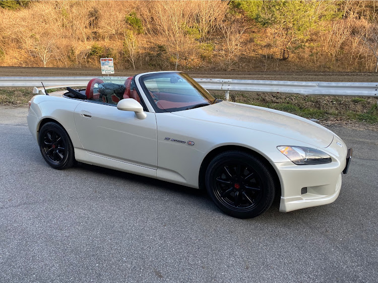 S2000のノア ZRR80W・RSワタナベ エイトスポーク・BBS RG-Rに関するカスタム事例の投稿画像3枚目
