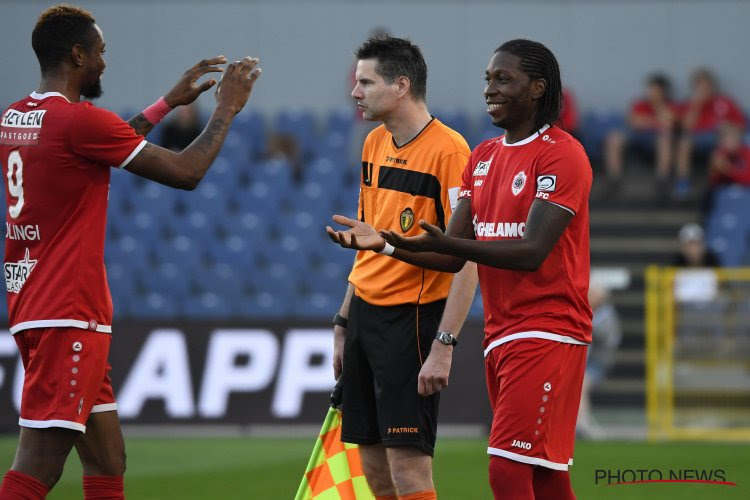 Nog geen 100%, maar Mbokani maakt wel al indruk op zijn Antwerp-ploegmaats: "Je ziet dat hij de ballen in de box makkelijk binnen trapt"