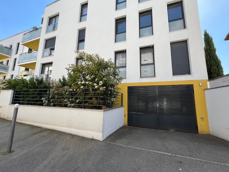 Vente parking   à Villeurbanne (69100), 16 000 €