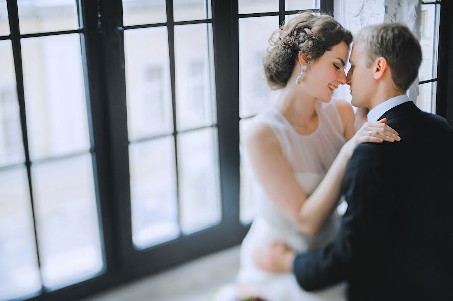 Photographe de mariage Elizaveta Zadorozhnaya (milo). Photo du 10 février 2016