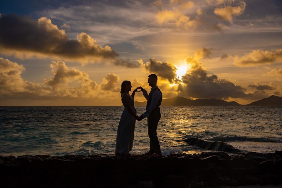 Photographe de mariage Shanna Lablache De Charmoy (cameraline). Photo du 21 août 2022