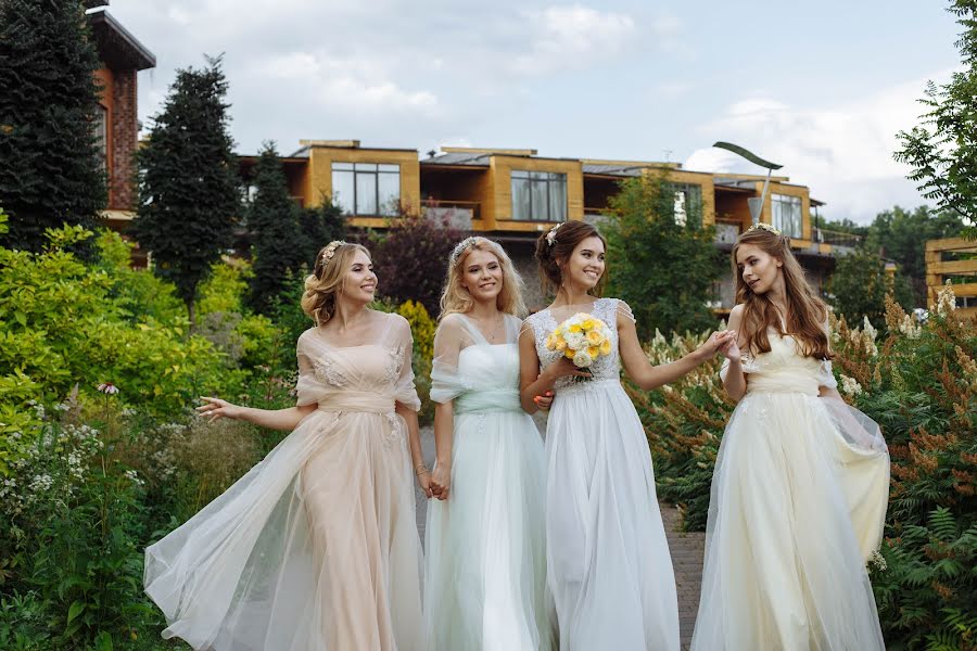 Fotógrafo de casamento Zhanna Zhigulina (zhigulina). Foto de 28 de setembro 2017