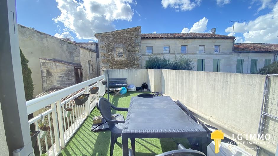 Vente maison 9 pièces 222 m² à Gémozac (17260), 360 000 €