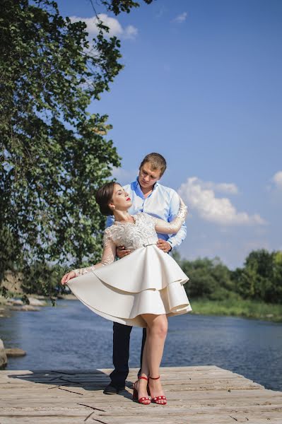 Fotógrafo de casamento Nika Kozachenko (lika). Foto de 7 de setembro 2018