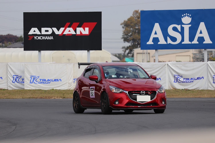 デミオの目指せPickUpCars・オタ鬼會に関するカスタム事例の投稿画像1枚目