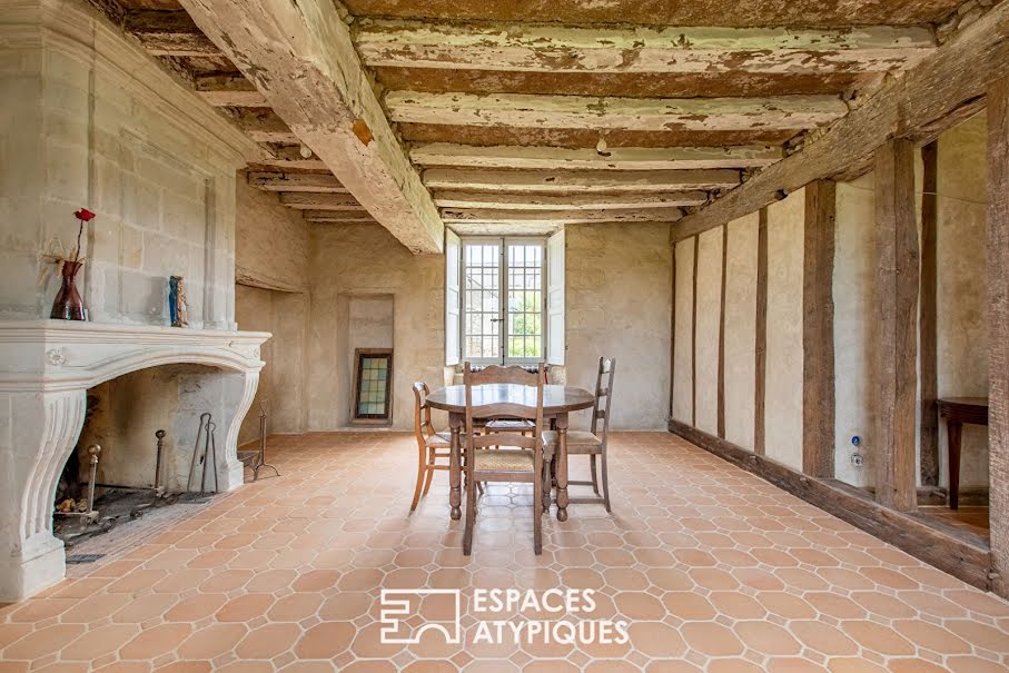 Vente maison 7 pièces 215 m² à Le Lion-d'Angers (49220), 311 000 €