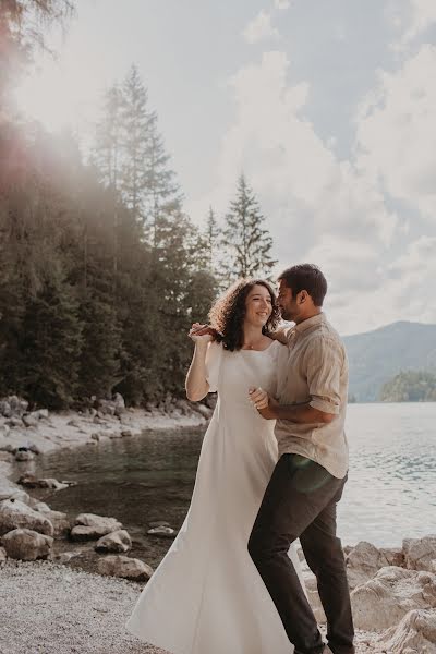 Fotografo di matrimoni Anna Zamotaev (annazamotaieva). Foto del 31 ottobre 2022