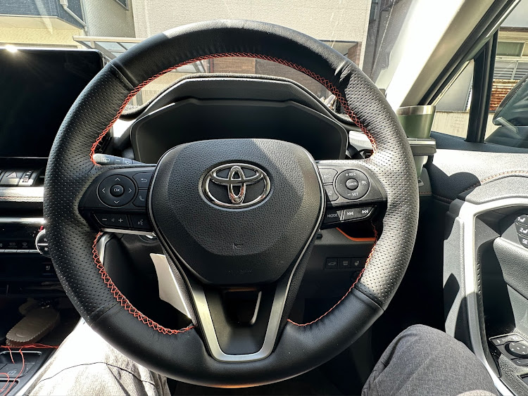 RAV4のRAV4アドベンチャー・ピンストライプ・GWの過ごし方・DIYに関するカスタム事例の投稿画像1枚目