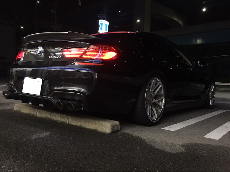 6シリーズ グランクーペのbmw・BMW6シリーズ・4本出しマフラー・グランクーペ・640iに関するカスタム事例の投稿画像1枚目