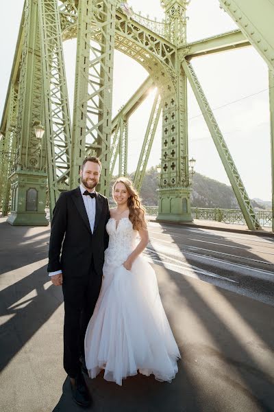 Fotografo di matrimoni Péter Bátori (batorifoto). Foto del 8 febbraio 2023