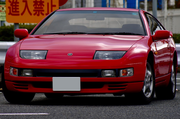 スカイラインのCZ32・アスリートなお嬢様・R33セダンの部・スポーツカーに乗ろうと思う。・好きだったら、乗ってみな。に関するカスタム事例の投稿画像10枚目