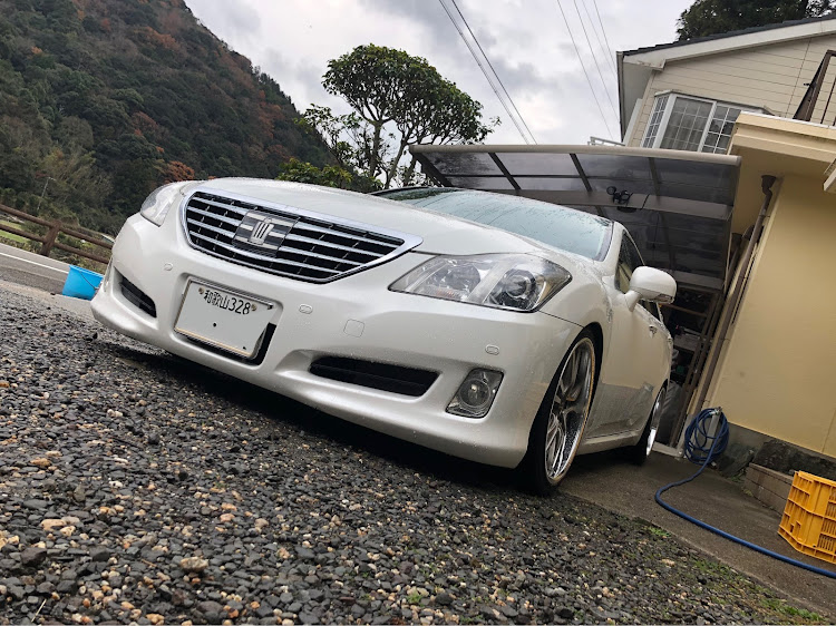 クラウンロイヤルの洗車に関するカスタム事例の投稿画像2枚目