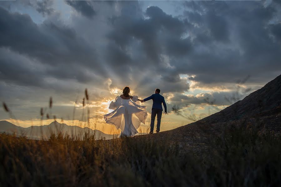 Fotografer pernikahan Mariya Zacarinnaya (marymirt). Foto tanggal 25 September 2023