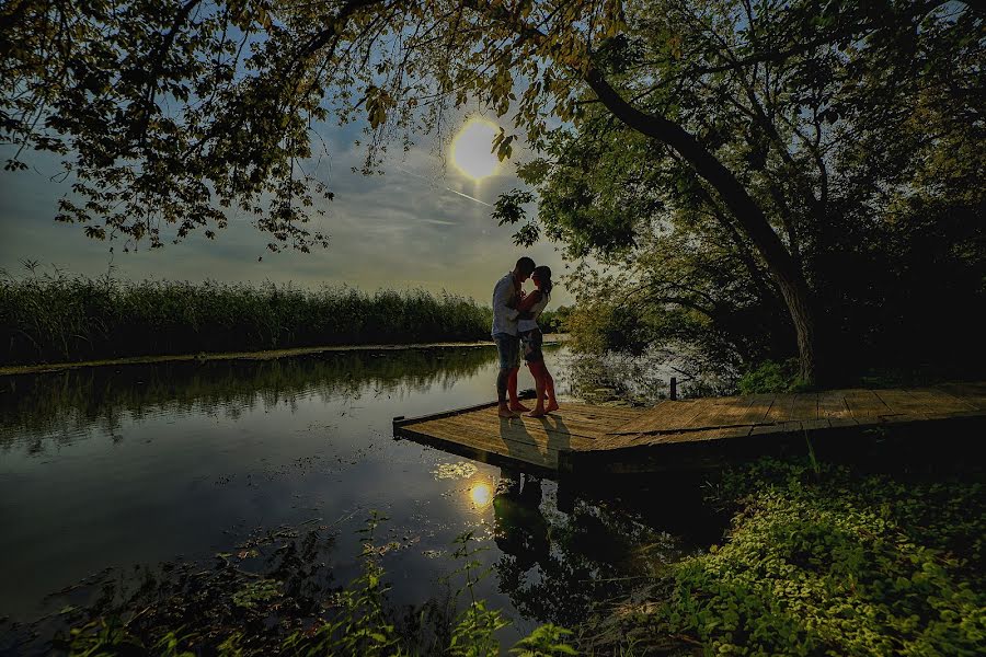 Fotografo di matrimoni Béla Molnár (belamolnar). Foto del 29 settembre 2019