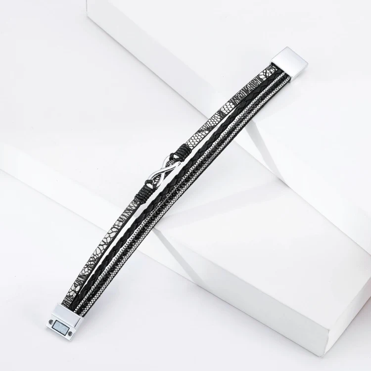 Pulsera de cuero de tres capas con personalidad de moda para un estilo audaz. Elegante accesorio para hombres y mujeres, realza tu look.